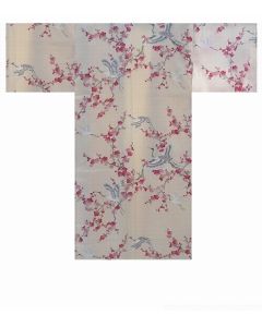 Knielanger Seidenkimono mit Kirschblüten und Kranichen, perlweiss