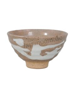 Teeschale aus brauner Keramik, handgemalt mit klarer Glasur und Weißstrich